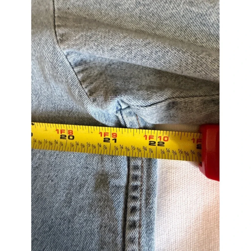 The Great Womens Denim Shirt Blue Long Sleeve Button Down Two Pocket Size L